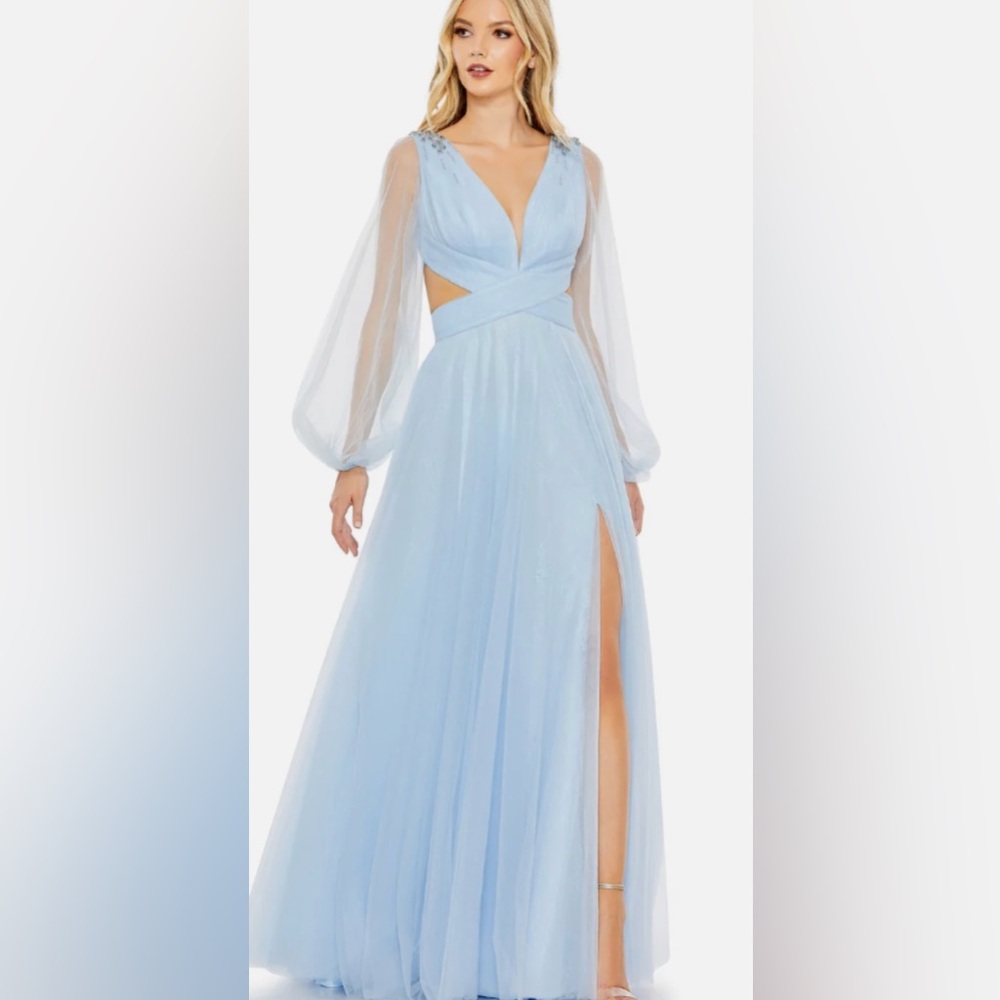 MAC DUGGAL
Tulle Puff Sleeve Cut Out Lace Up A Line Gown